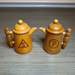 Vintage Mount Vernon VA Wooden Salt & Pepper Shakers Teapot Pitcher Souvenir Set